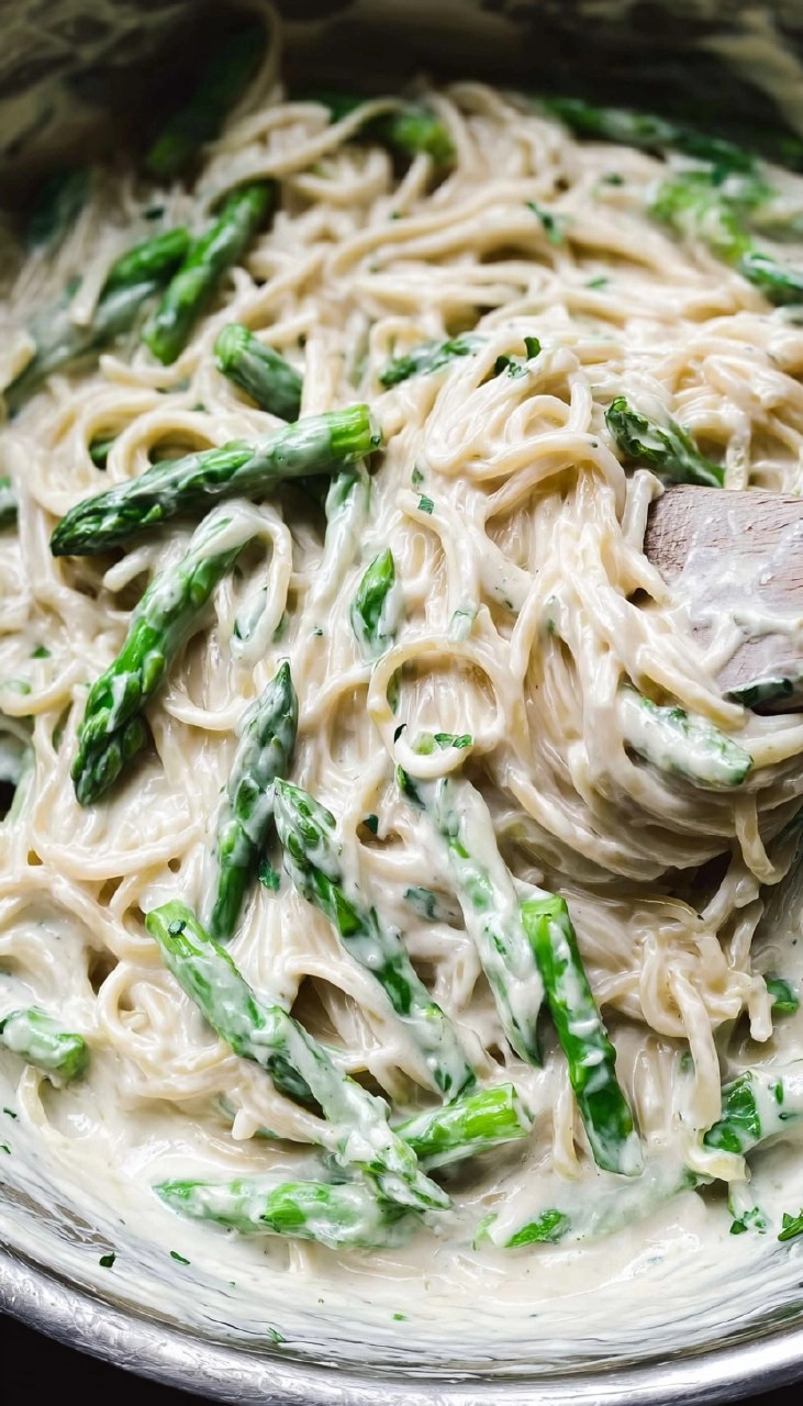 Creamy Asparagus Pasta