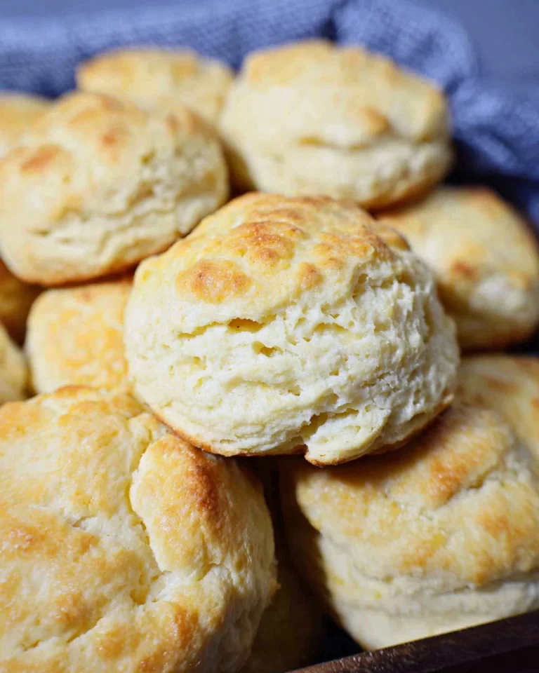 Sour-Cream-Biscuits-Recipe